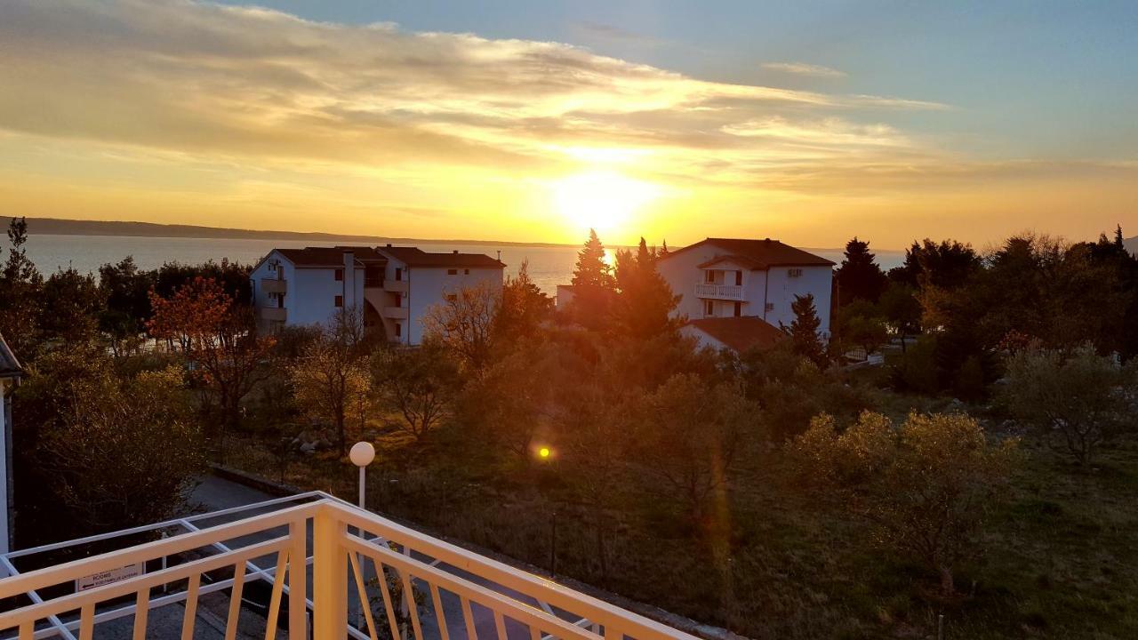 Apartments Merion Starigrad Paklenica Exterior foto