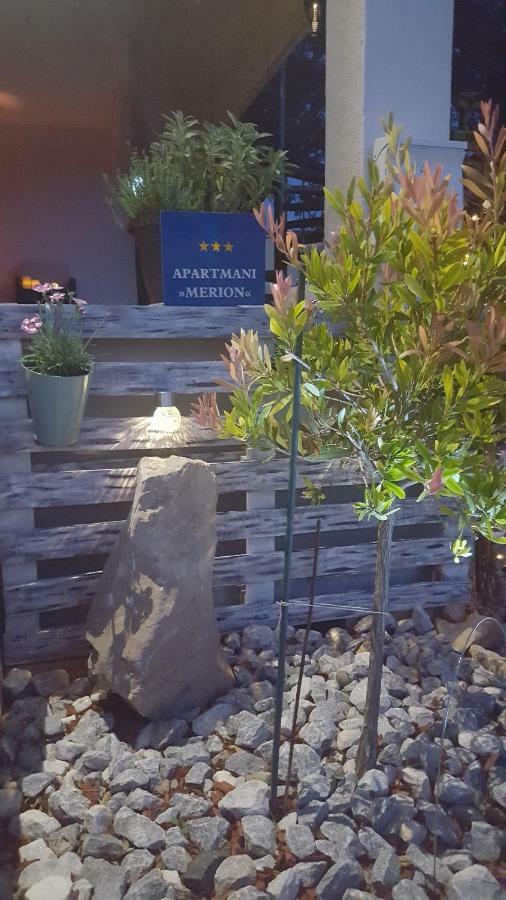 Apartments Merion Starigrad Paklenica Exterior foto